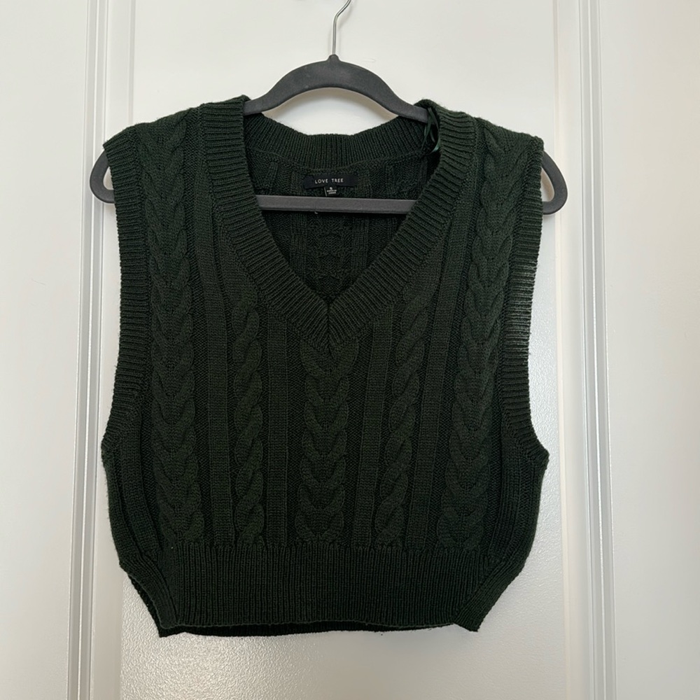 Sweater vest!